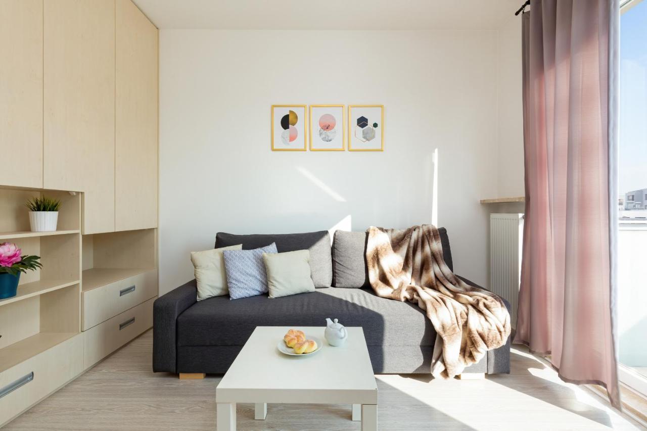 Metro Bielany Apartments By Noclegi Renters Warsaw Ngoại thất bức ảnh