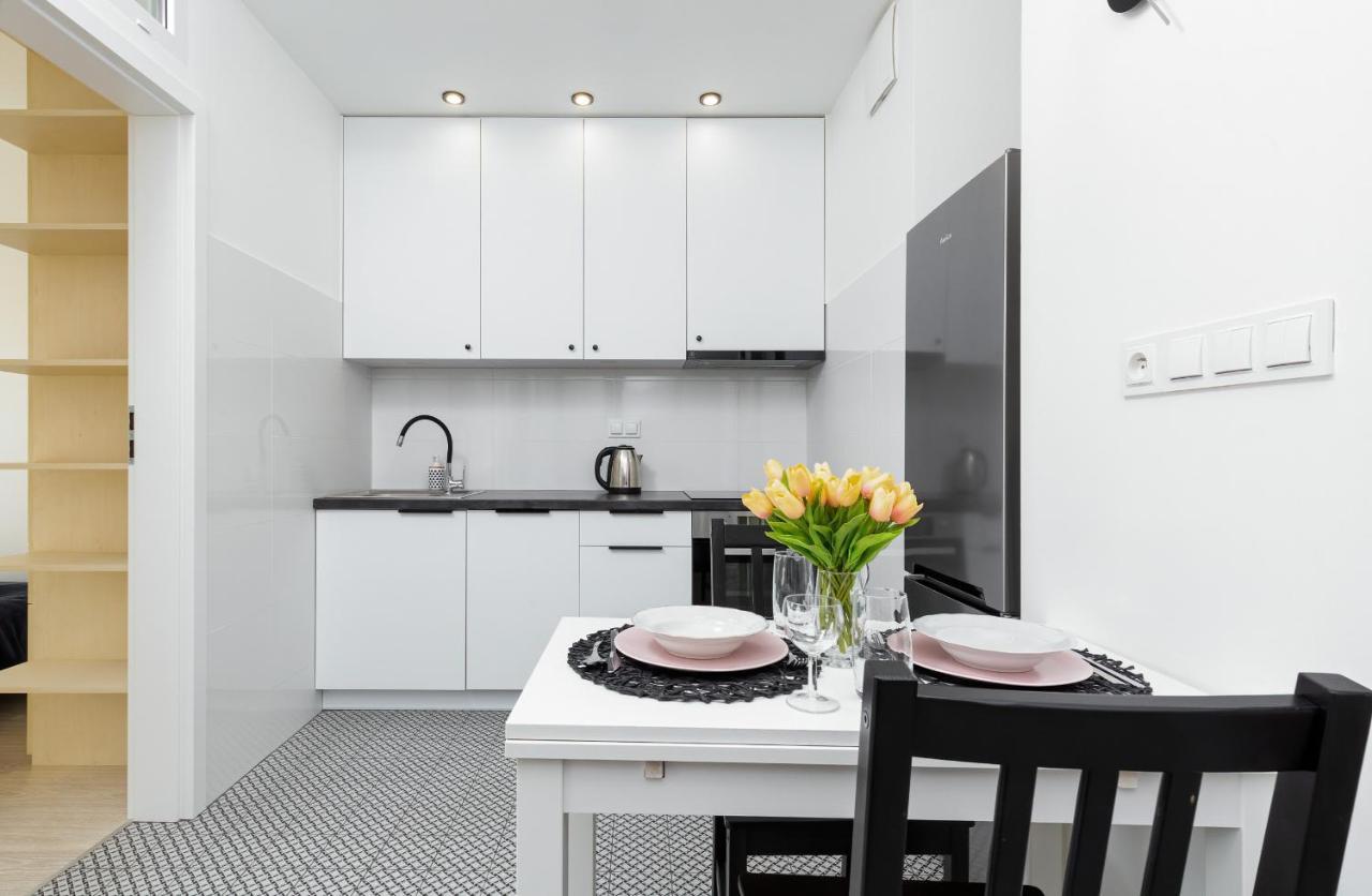 Metro Bielany Apartments By Noclegi Renters Warsaw Ngoại thất bức ảnh