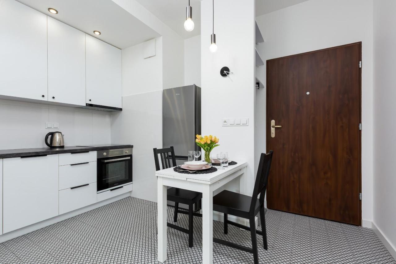 Metro Bielany Apartments By Noclegi Renters Warsaw Ngoại thất bức ảnh