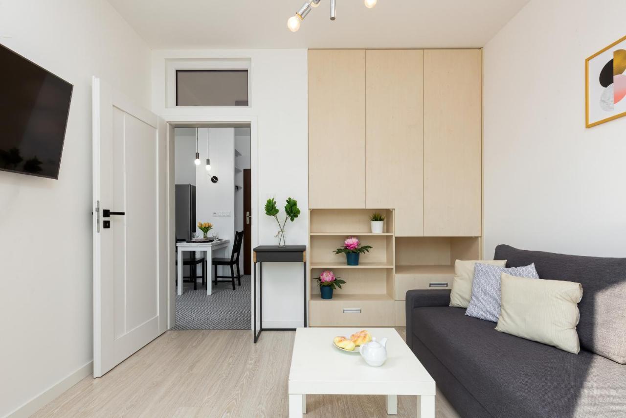 Metro Bielany Apartments By Noclegi Renters Warsaw Ngoại thất bức ảnh