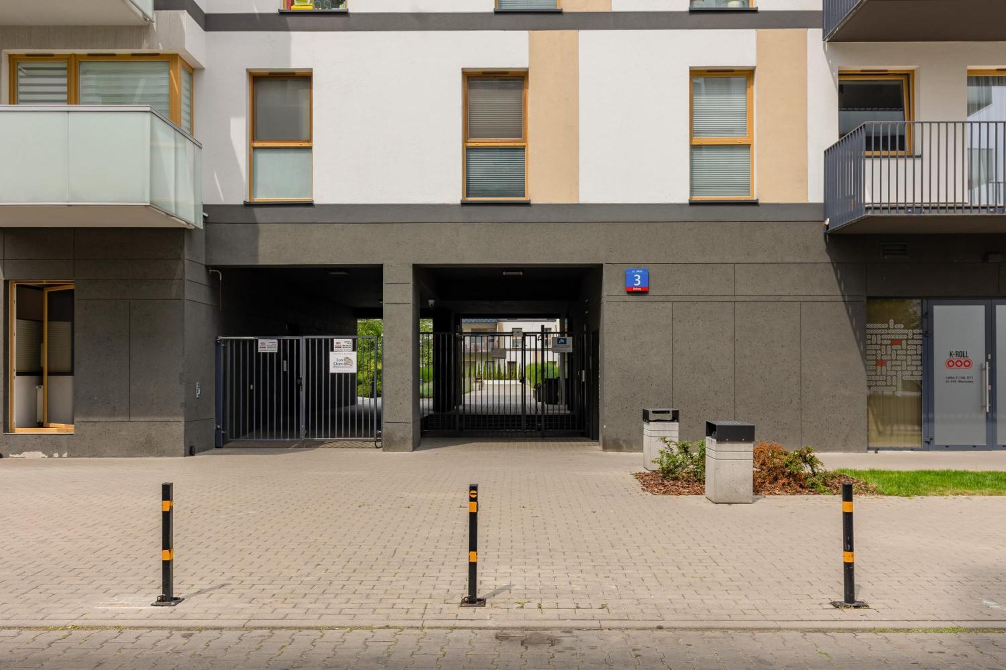 Metro Bielany Apartments By Noclegi Renters Warsaw Ngoại thất bức ảnh